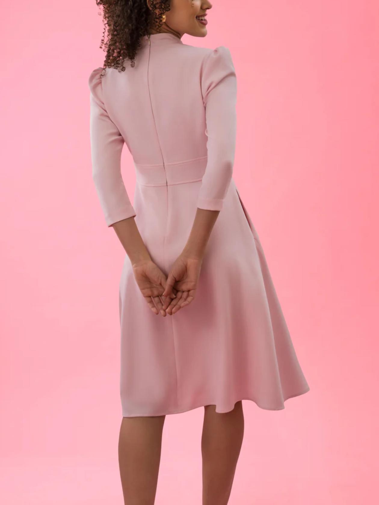 Armoire | Rent this Point of View Vision Flare Crepe Midi Dress Armoire | Rent this Point of View Vision Flare Crepe Midi Dress