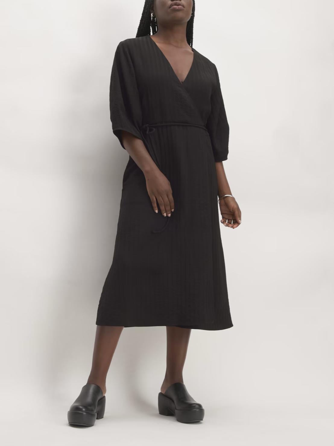 Armoire | Rent this Everlane The City Stripe V-Neck Midi Wrap Dress Armoire | Rent this Everlane The City Stripe V-Neck Midi Wrap Dress