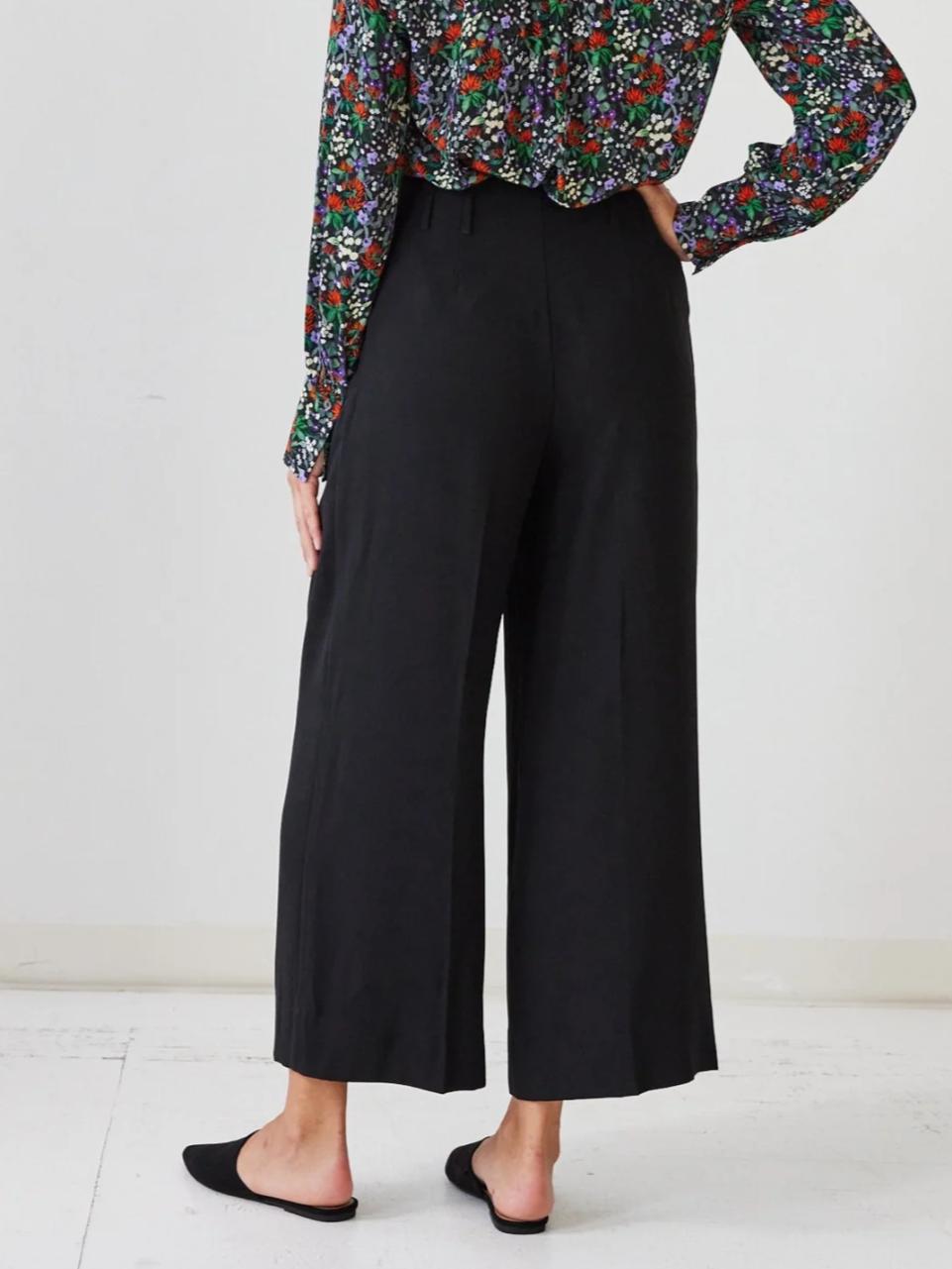 パンツ ENOF color straight pants black ENOF（イナフ）の「color straight pants（その他パンツ）」 - WEAR