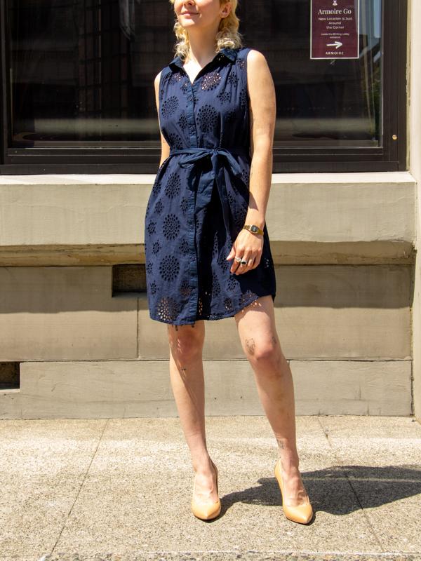 leo lin chloe floral mini dress Caroline Appliqué Short Sleeve Midi Dress main image 0